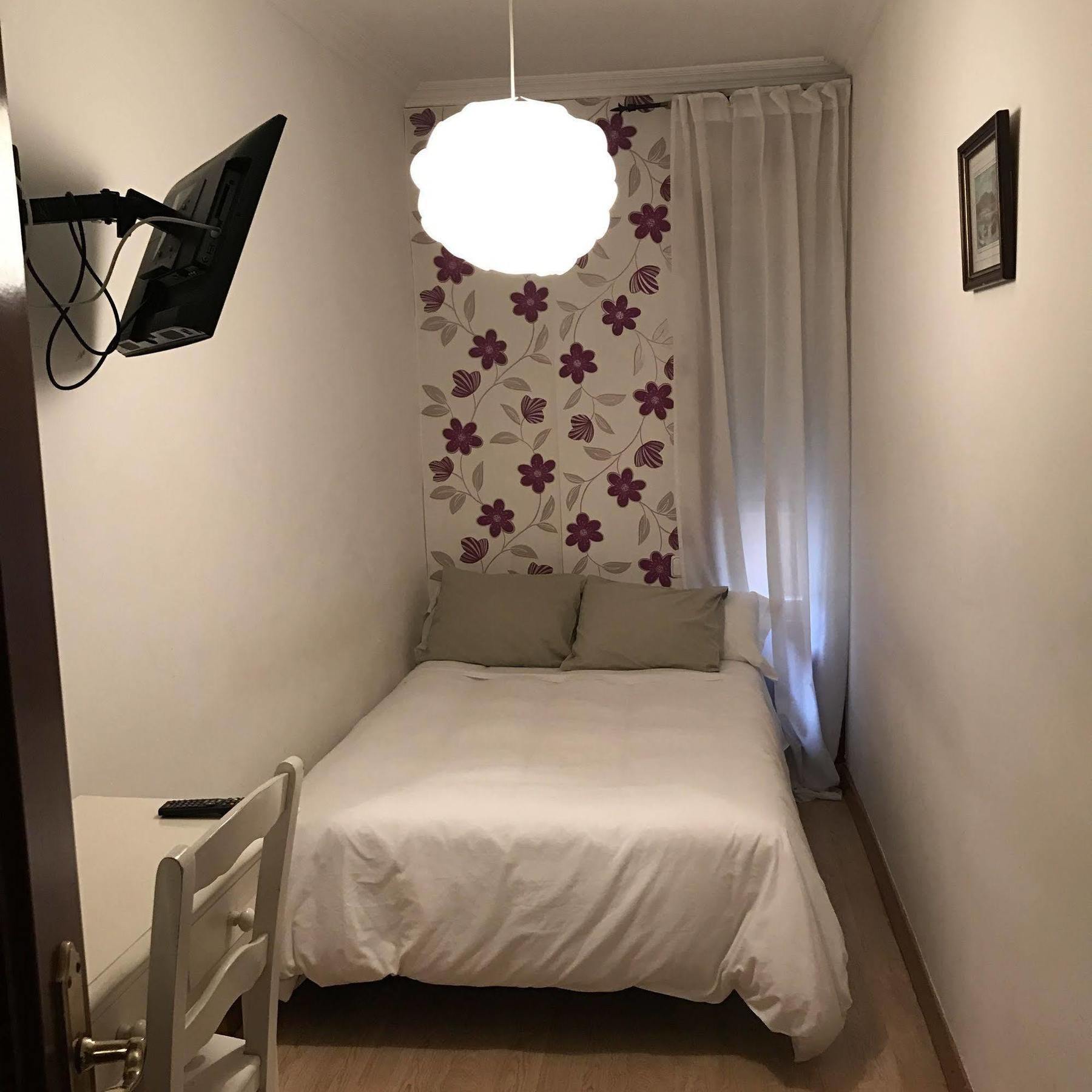 Hostal La Estrella Мадрид Экстерьер фото