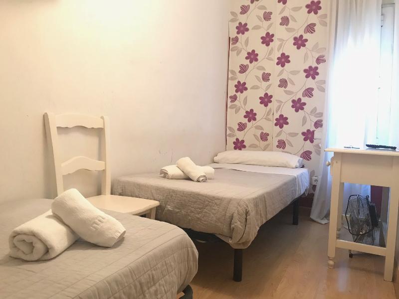Hostal La Estrella Мадрид Экстерьер фото