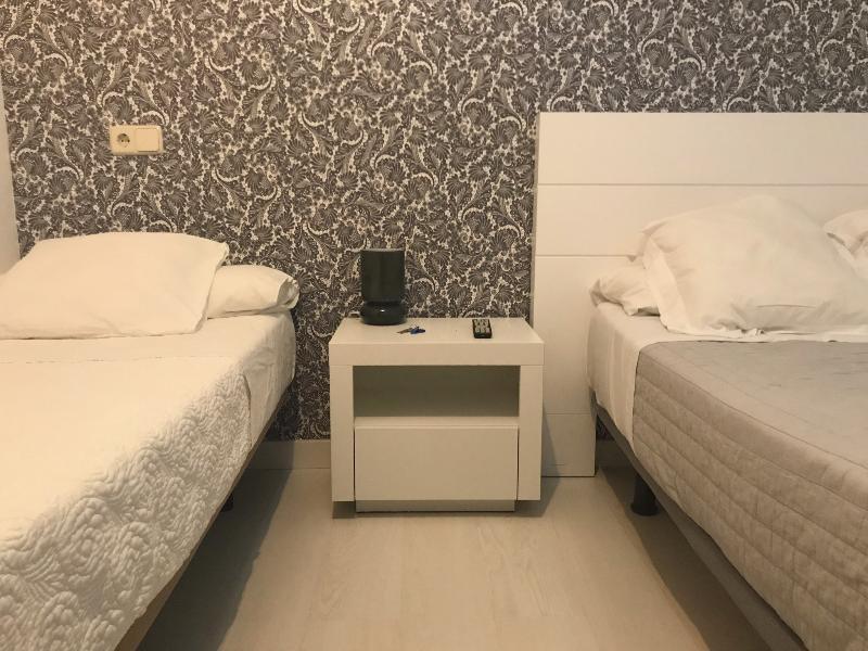 Hostal La Estrella Мадрид Экстерьер фото